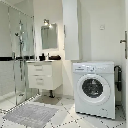 L'essentiel - Parking & Wifi Troyes